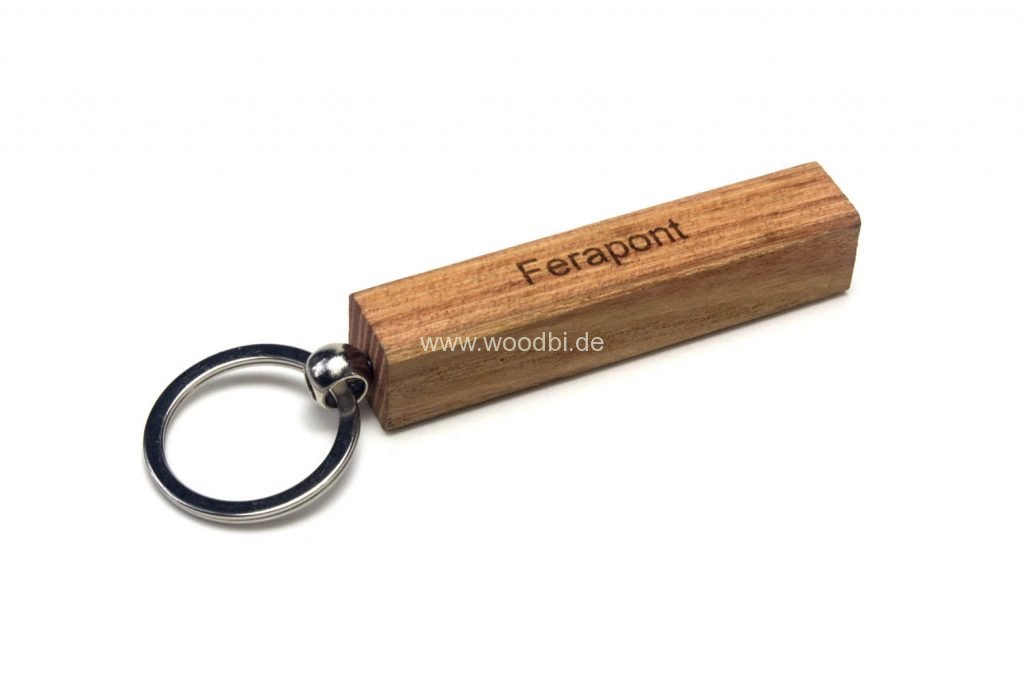 Schlüsselanhänger aus Rosenholz Holz mit einem Logo 