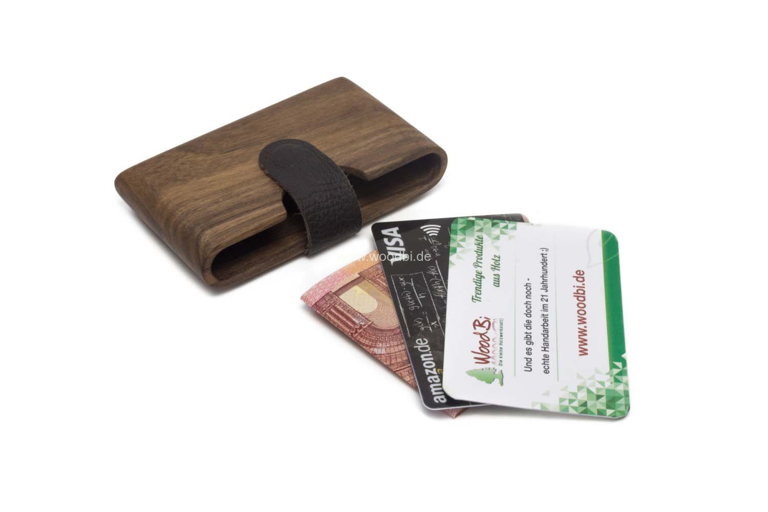 Holzbrieftasche_fuer_Kreditkarten_nussbaum