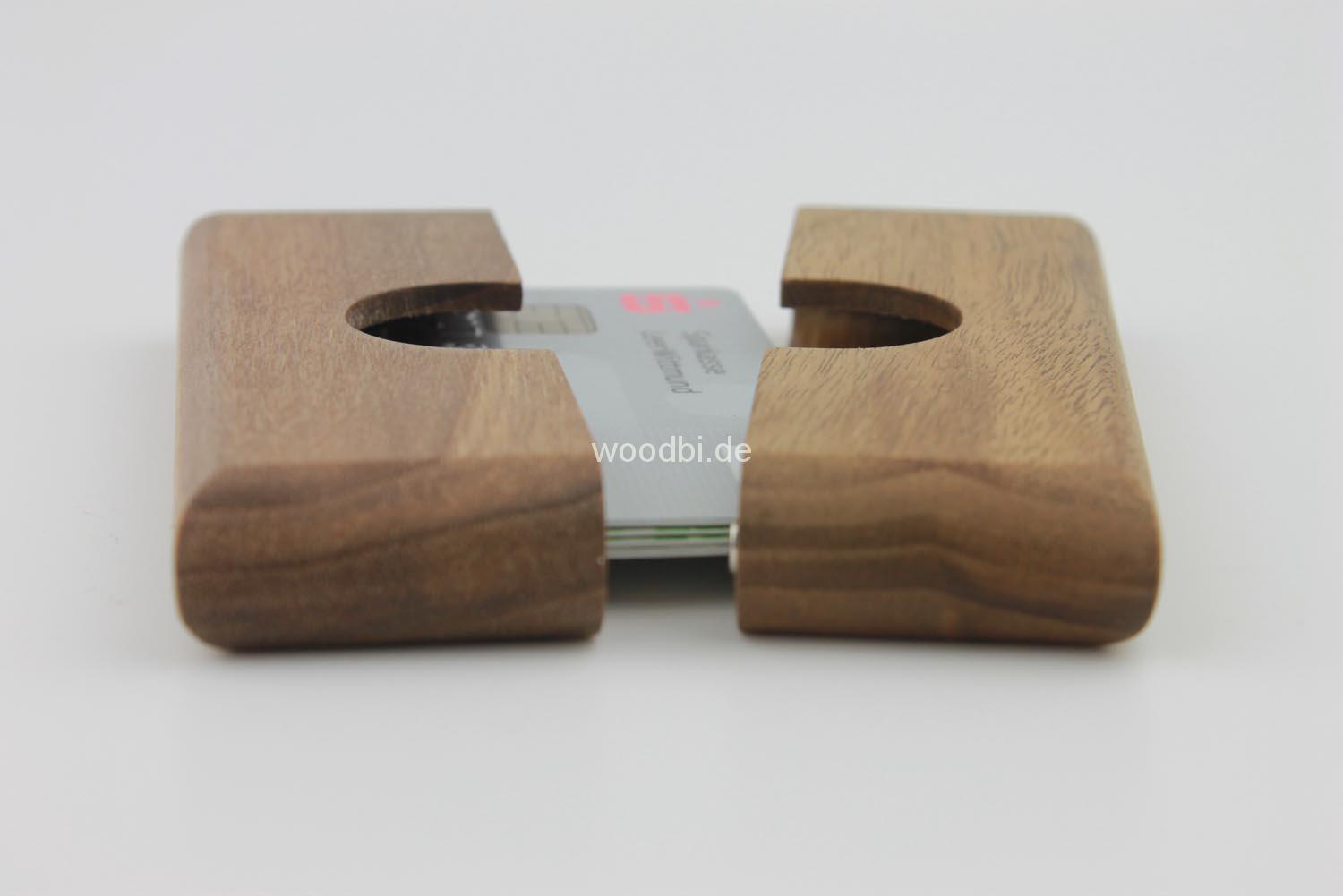 Holzcase "KALE" - Holz Nußbaum Holzcase "KALE" - Holz Nußbaum