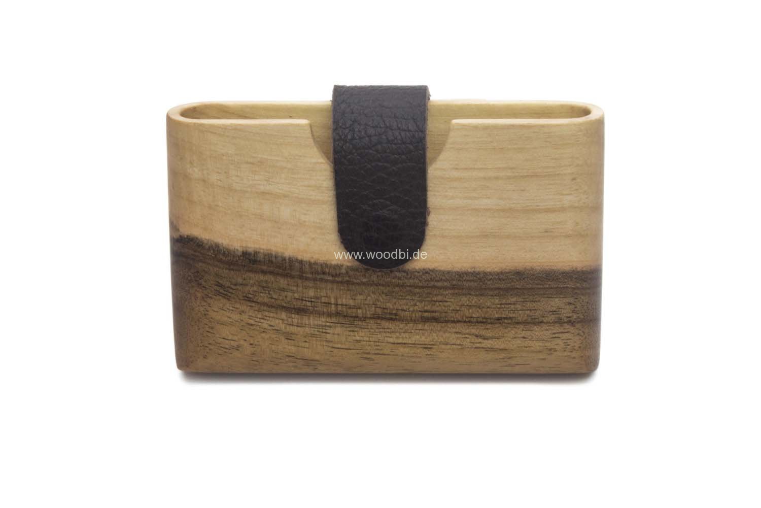 case_aus_holz_bicolor