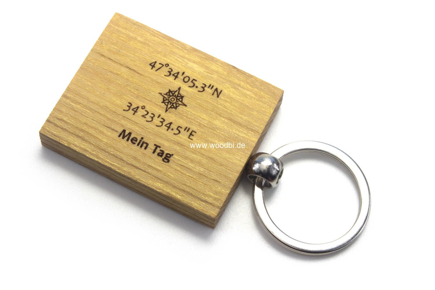 Schlüsselanhänger mit Koordinaten aus Holz
