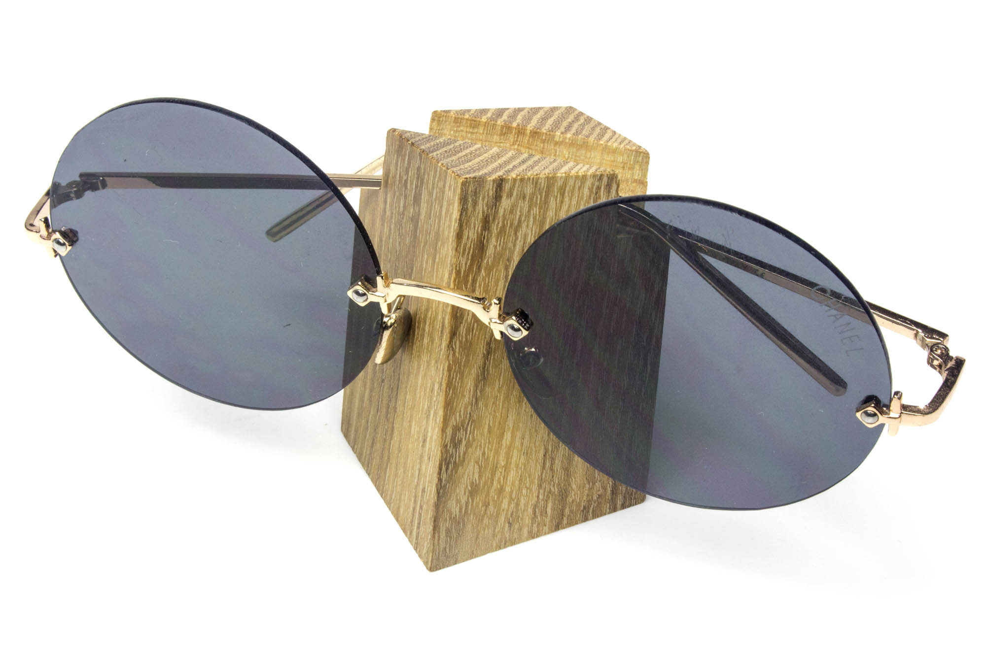 Brillenhalter aus Holz