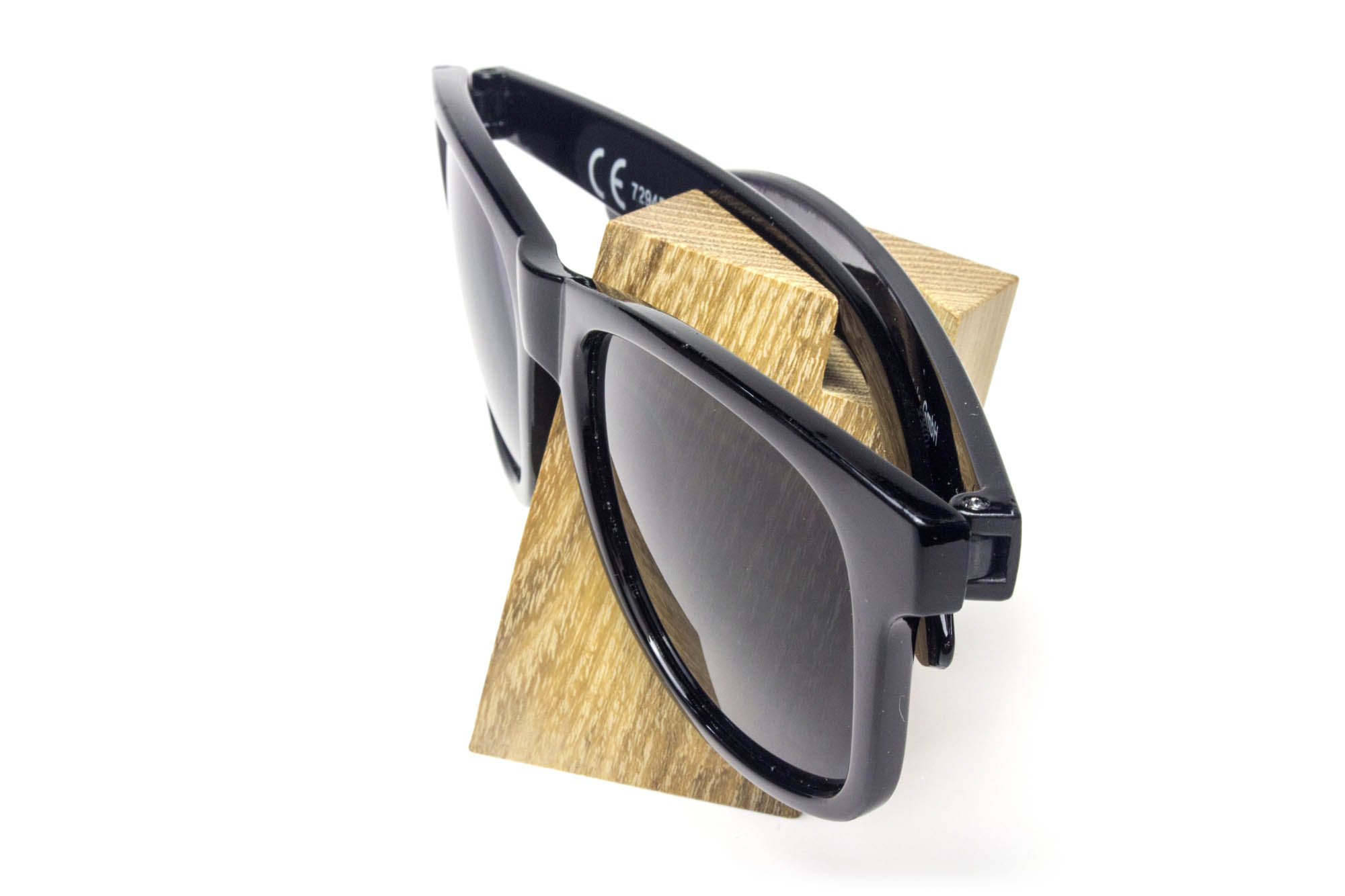 Brillenständer aus Holz