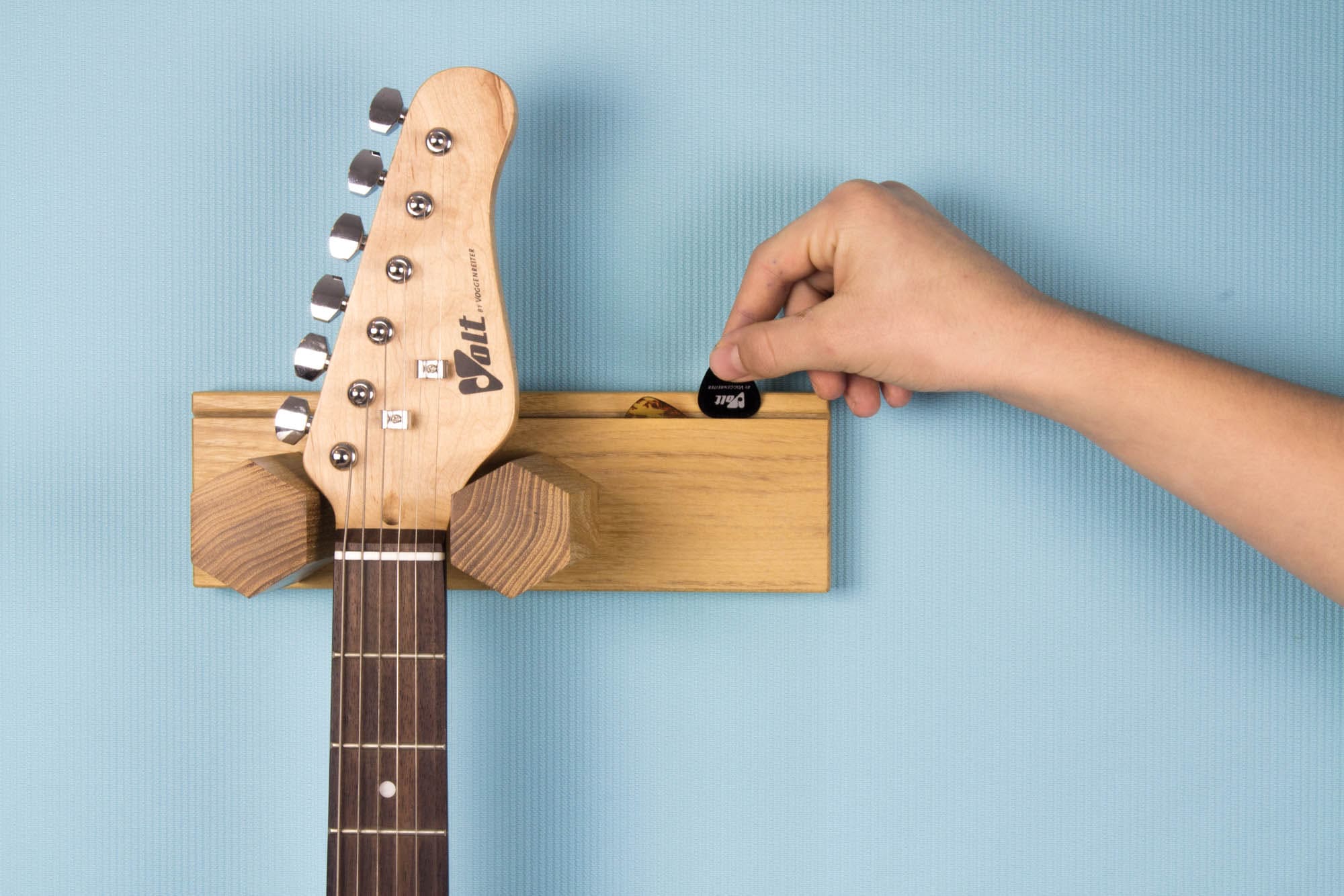 Gitarrenwandhalter plektrum